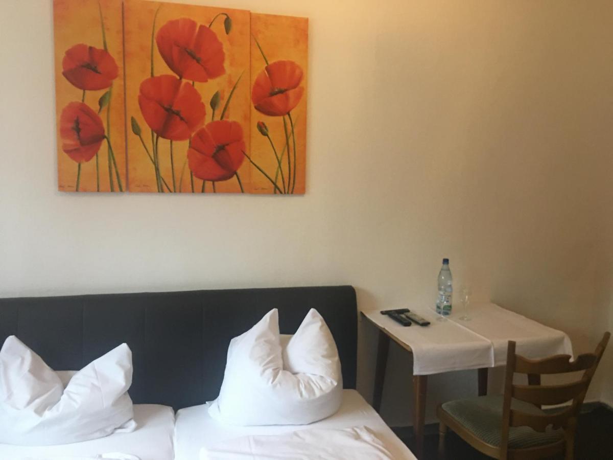 Hotel Zum Taunus Eppstein Dış mekan fotoğraf